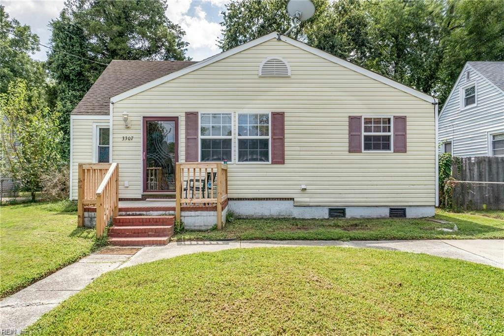 3307 WINCHESTER DR, PORTSMOUTH, VA 23707, photo 1 of 4
